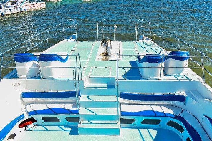 Exclusive Hip Hop party boat in with Open Bar Punta Cana