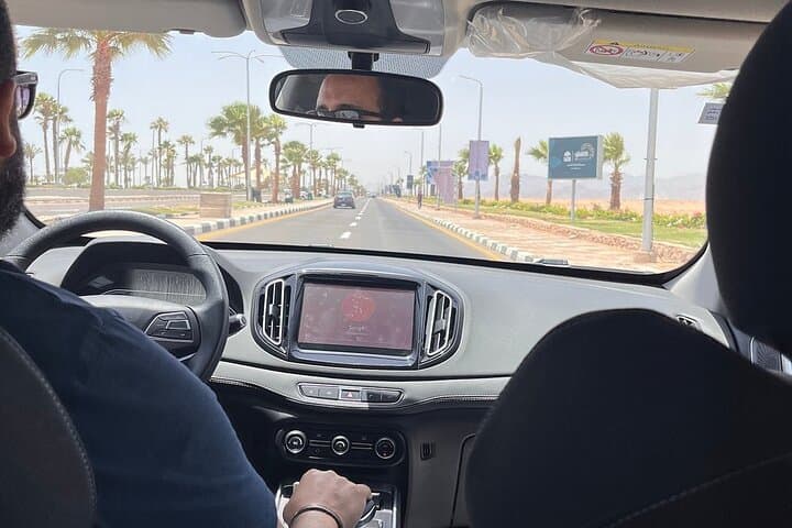 Luxor Airport to Luxor Hotels Taxi