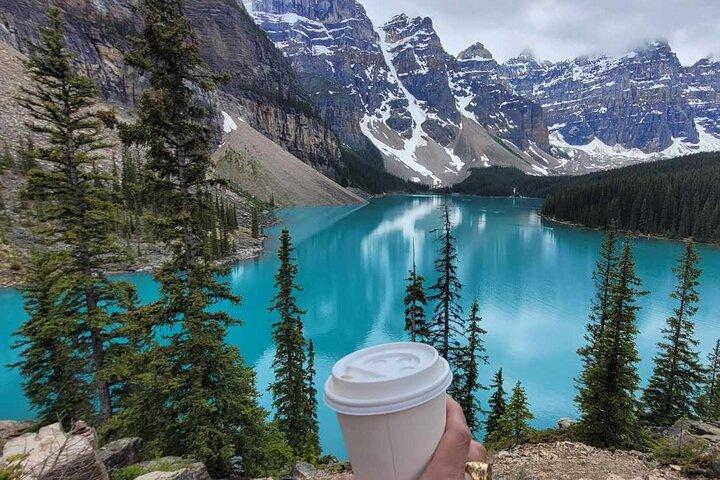 From Banff: Moraine Lake and Lake Louise Half Day Tour