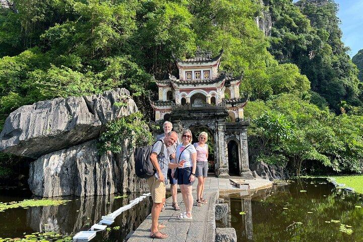 Hanoi: Private Day Tour Explore Trang An, Bich Dong & Mua Caves