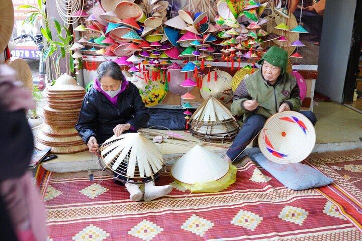 Incense Village, Hat, Lacquer Art & Train Street Tour From Hanoi