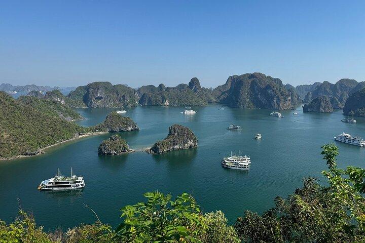 Luxury 6 Hour Halong Bay Cruise from Ha Long International Port