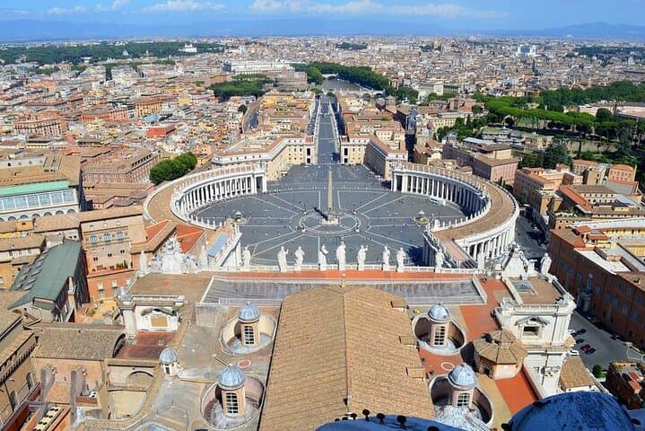 St. Peter’s Guided Tour with Optional Dome Climb in Roma