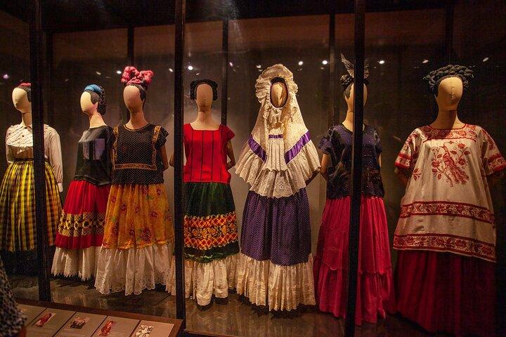 Frida Khalo Museum with Transportation and Culinary Experience