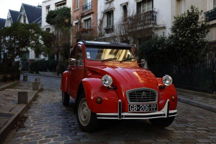 2cv Paris tours Saint Germain Quarter Cabaret Ticket Experience