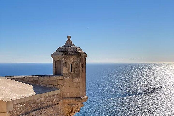 Alicante Highlights Tour for Cruise Passengers with Port Pickup