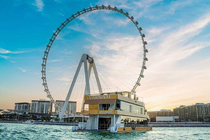 Dubai Marina Luxury Dinner Cruise with Buffet, Live Entertainment
