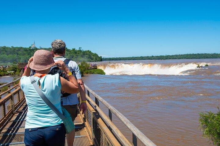Shared Argentine Falls: Devil’s Throat, Upper Trail and Boat Ride