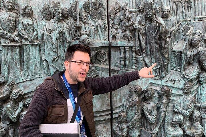 Madrid Old City Guided Walking Tour Semi-Private 12ppl Max