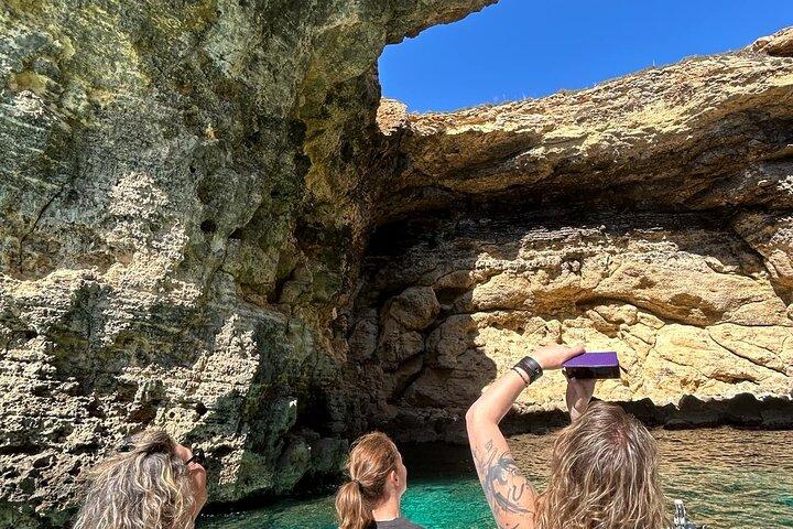 Malta: Private Boat Trip to Comino, Blue Lagoon & Gozo