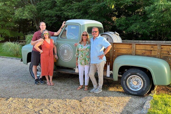North Fork Full Day Private Wine & Food Tour by Local Expert