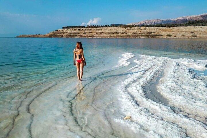 Private 2-Day Jordan Tour: Petra, Wadi Rum & Dead Sea