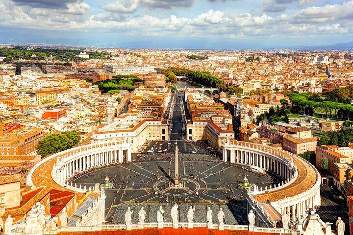 St. Peter's Guided Tour & Dome Climb Option-Priority Access
