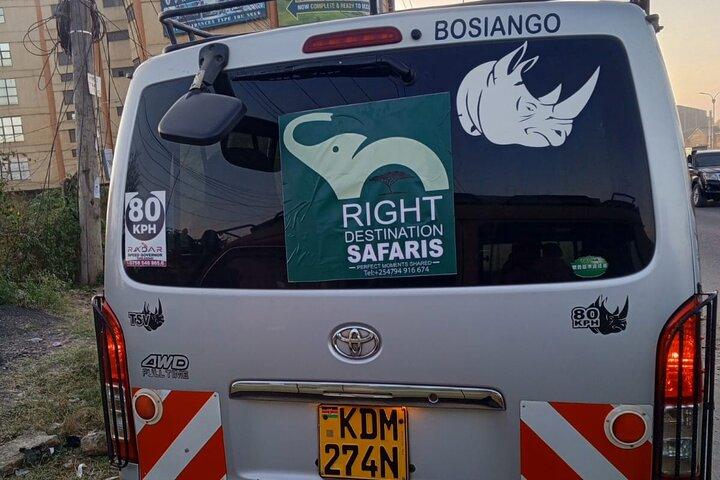 5 Hour Early Morning Nairobi National Park Safari 6:00 AM Start
