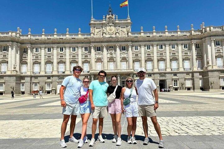 Madrid Royal Palace and Prado Museum Private Tour with Transfers