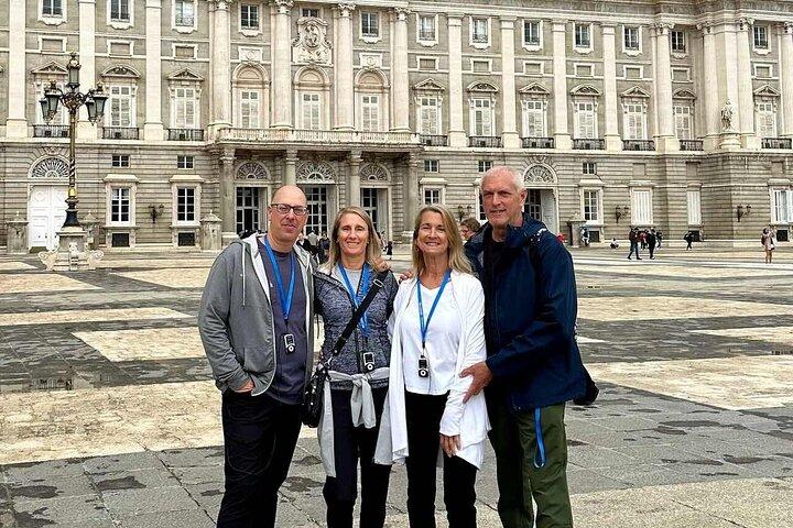 Madrid Royal Palace and Prado Museum Private Tour with Transfers