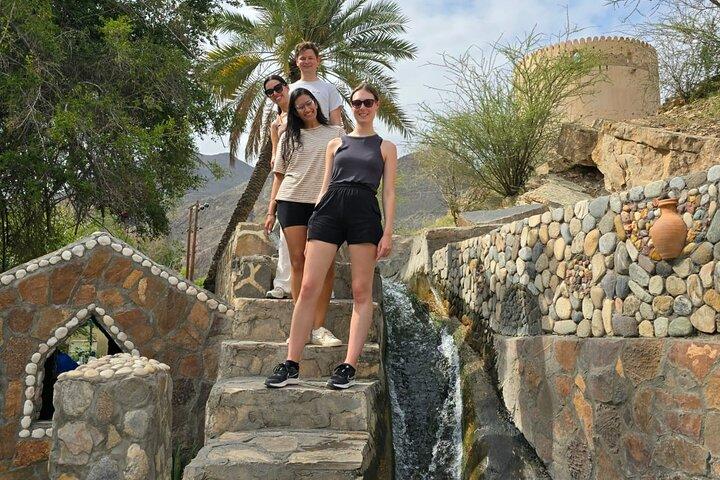 Group Tour to Nizwa Fort & Souk -Birkat Al Mouz -Jebel Akhdar