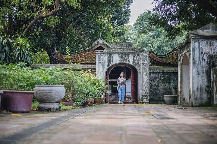 Hanoi Old Quarter Walking Tour with Local Guide