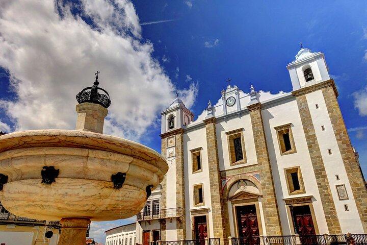 Evora Private Tour from Lisbon All Tickets Included