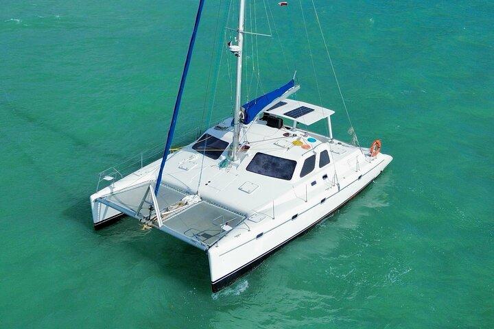 Catamaran to Isla Mujeres – Kids Go Free! (Only Pay Dock Fee)