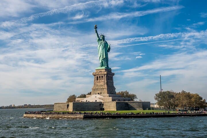 Statue of Liberty Cruise: Sightseeing Tour