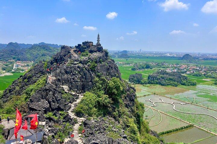 Ninh Binh Day Tour fr. Hanoi: Hoa Lu-Trang An- Mua Cave & Cycling