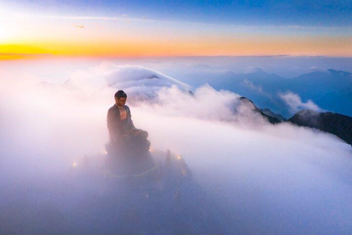 2-day Sapa Trekking & Fansipan Cable Car & Bus from Hanoi