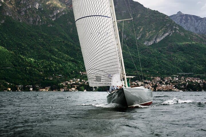 Private Sailing Boat Tour Classic Lake Como with Aperitif