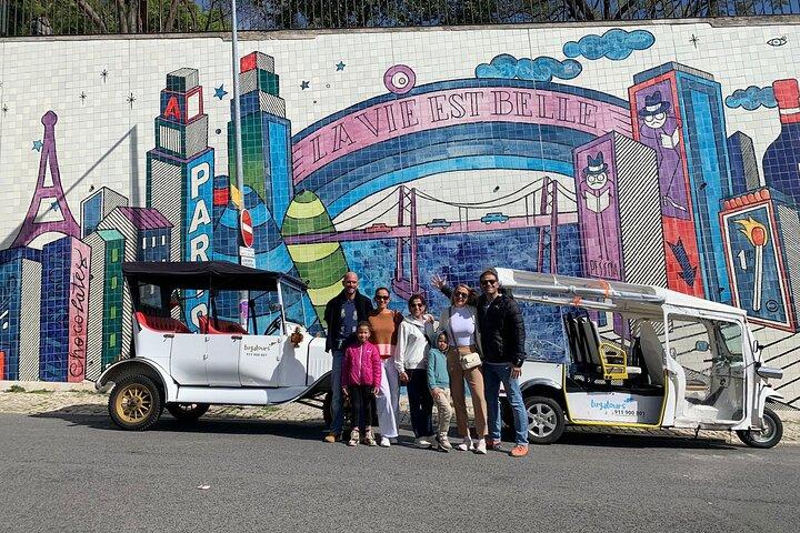 Lisbon Tuk Adventure: Secret Views, Hidden Streets Local Stories