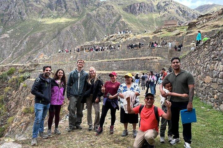 Sacred Valley and Machu Picchu Tour 2 Days and 1 Night