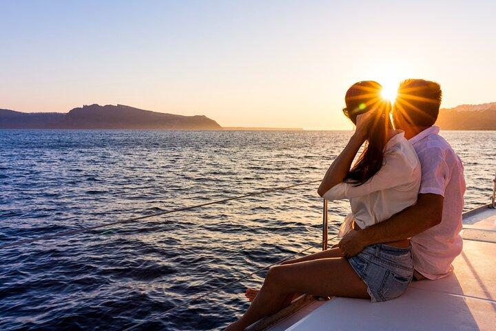 From Amalfi or Positano: Sunset Cruise with Prosecco