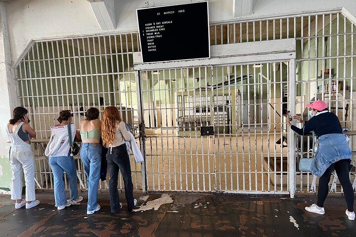 Alcatraz Inside Access Ferry and Audio Tour with Night Option