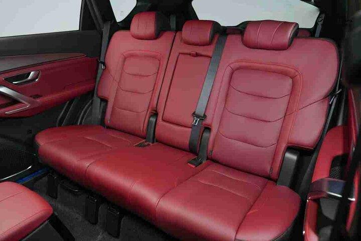 Beirut-Rafic Hariri Airport Luxury Car Transfer
