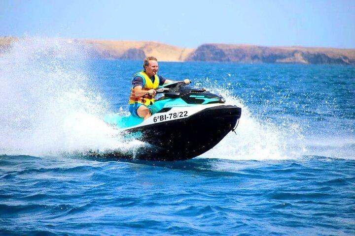Doha Jet Ski to Skyline with View of Katara and Pearl Qatar