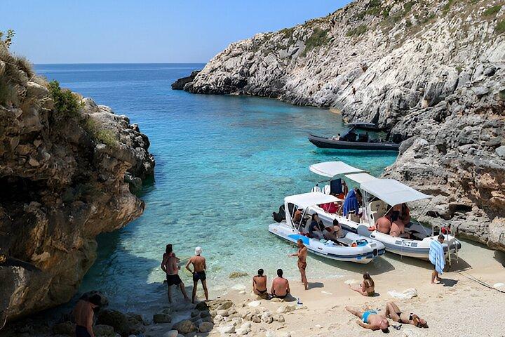 Snorkeling Expedition to Grama Bay,Smugglers Canyon & Blue Cave