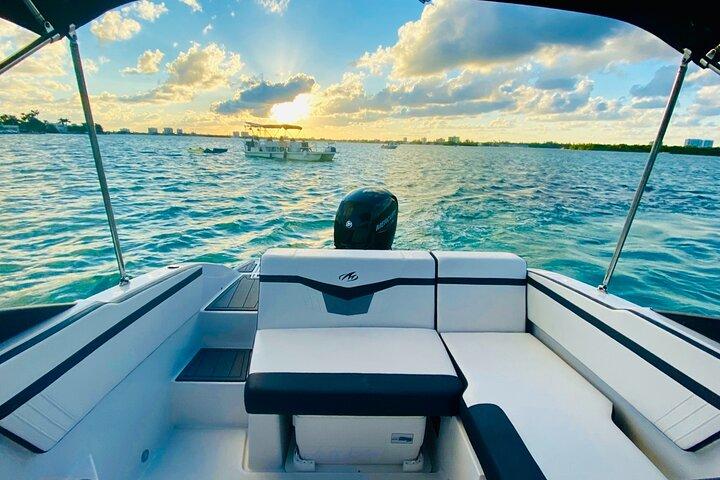 Fun Boat Rental with Captain in Miami Beach - up to 6 people