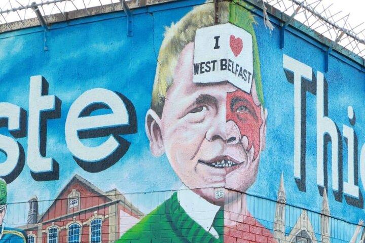Belfast black taxi tour