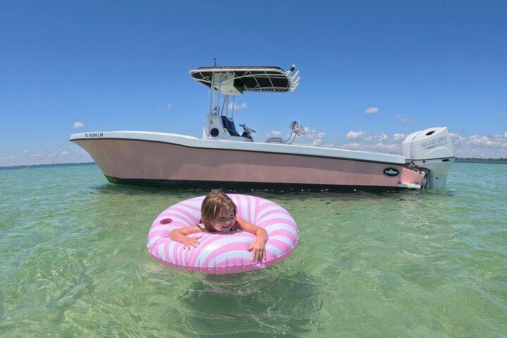3 Hour Dolphin Tour and Snorkeling in Shell Island
