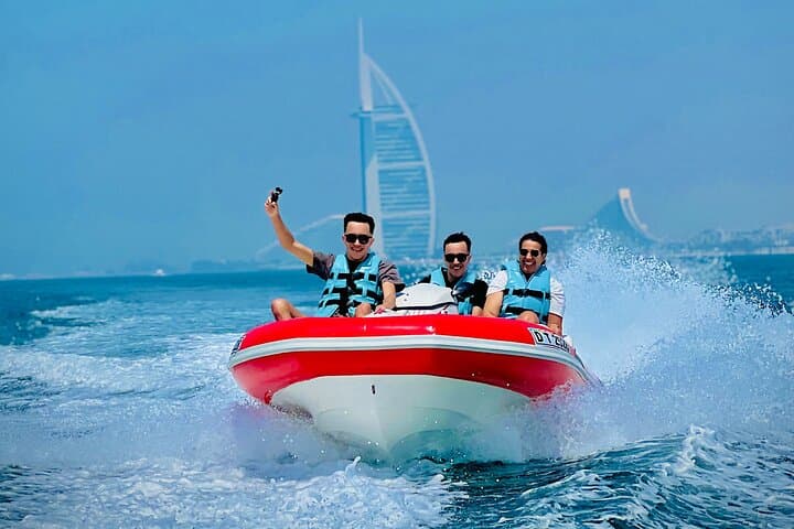 60 min Amazing Dubai Self-Drive Boat Tour