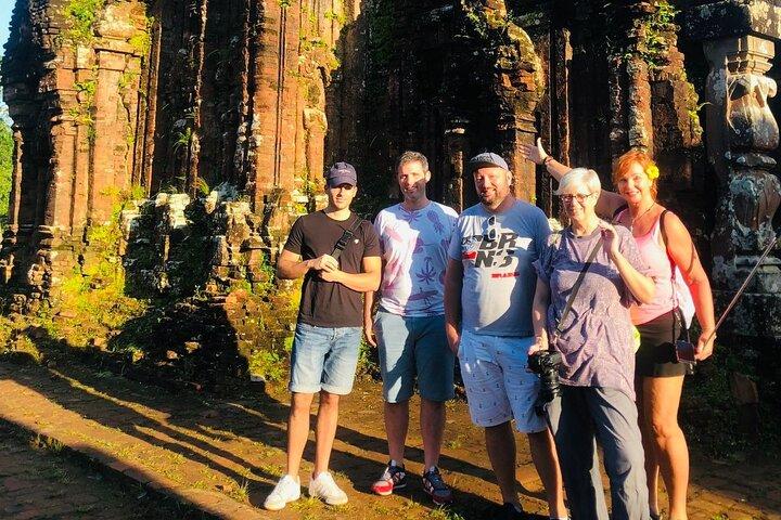 Da Nang: Round trip transfer to My Son sanctuary & Hoi An ancient