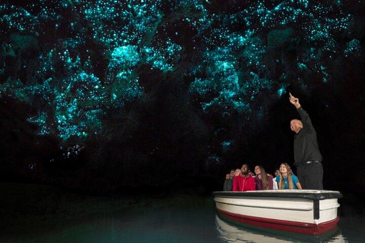 Start from Rotorua - Hobbiton and Waitomo Caves, Smaller Group