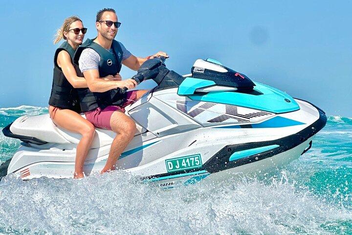 Dubai Jet Ski for 2. Yamaha 1050cc + Free Photos & Videos