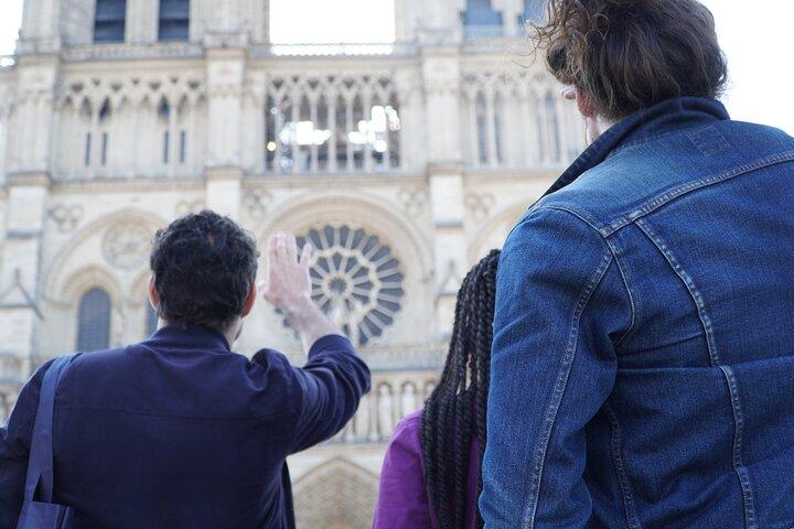 Paris Notre-Dame Interior Guided Tour with Scheduled Group Access