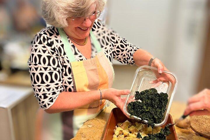 Cooking Workshop in Cascais (group of 4 min)