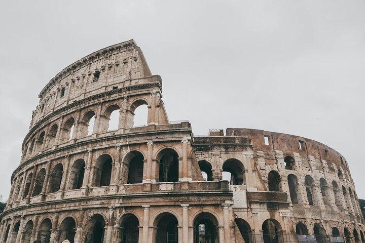 Guided Tour of the Imperial City and the Colosseum