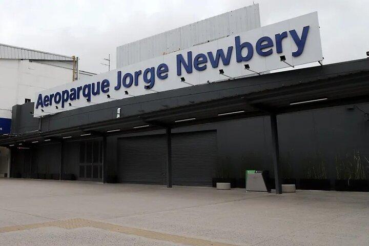 Private Airport Transfer In or Out: Aeroparque (AEP)–Buenos Aires