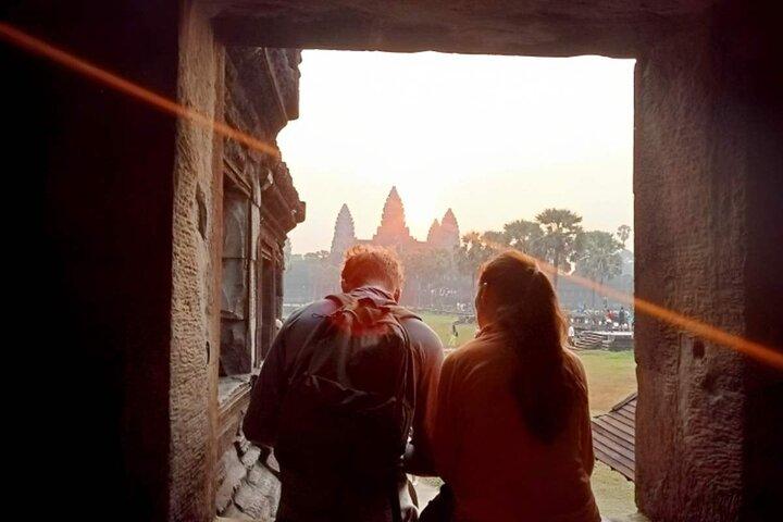 Angkor Wat Sunrise Tour
