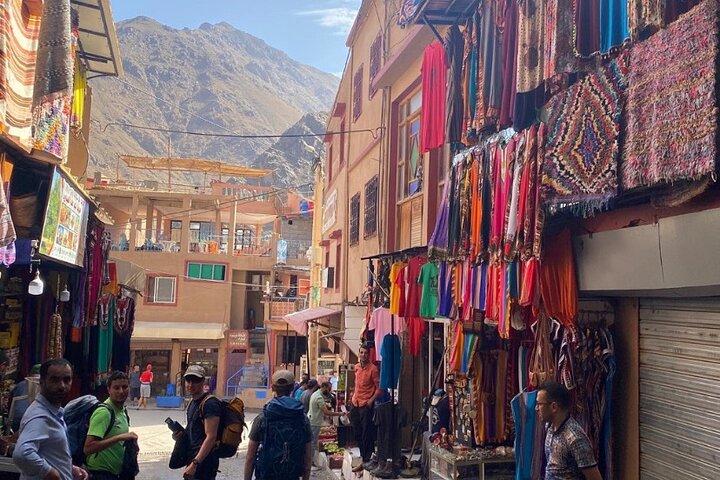 Discover the High Atlas – Guided Day Trip in a private group