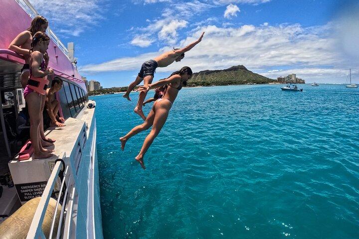 Waikiki 2-Hour Sunset Sailing Catamaran – Swim & Sail Adventure