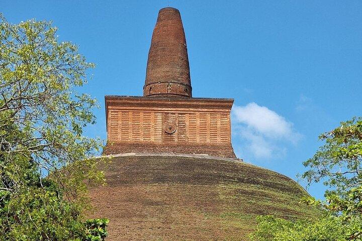 Explore Anuradhapura in deep - Buddhism, Culture, History & Art